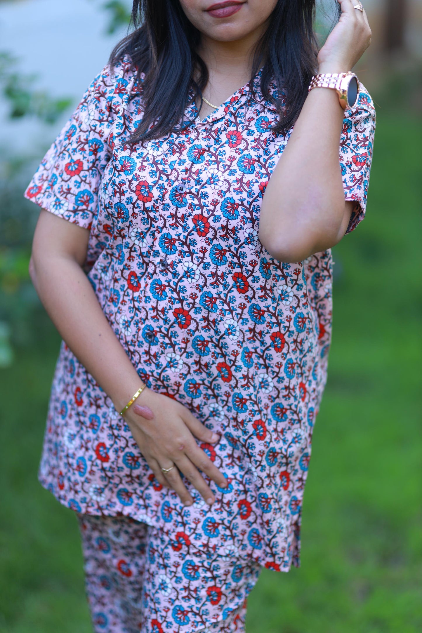 FANCY -Peach wit Red floral design full button collar type Nightdress