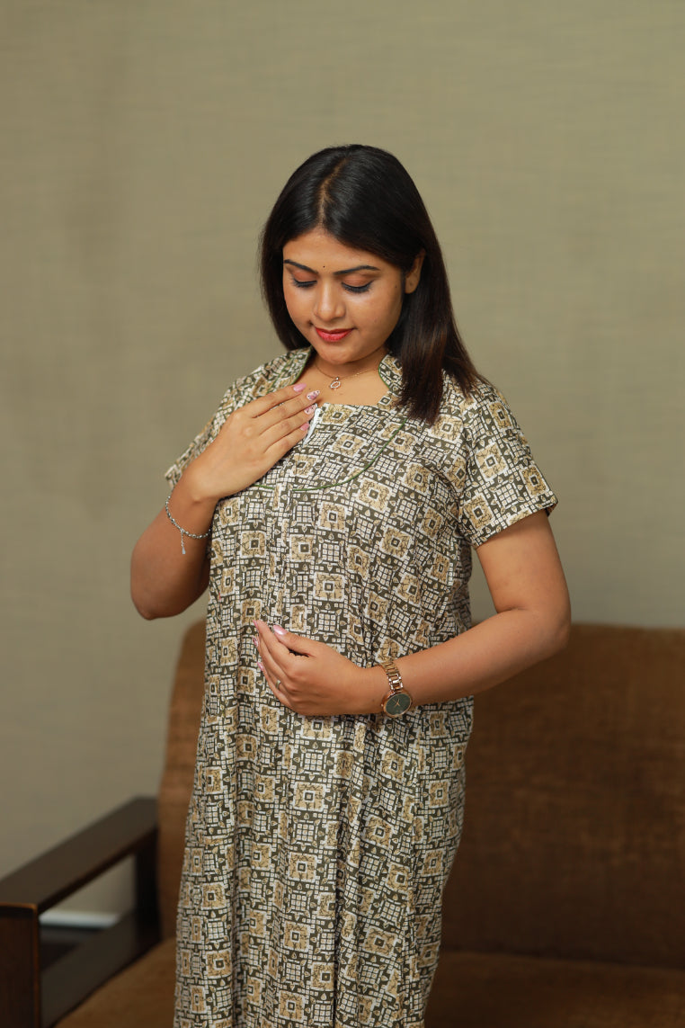 Green with Sandal Box design Collar Nighty