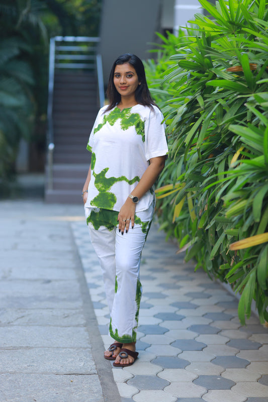 White With Green design V neck nightdress