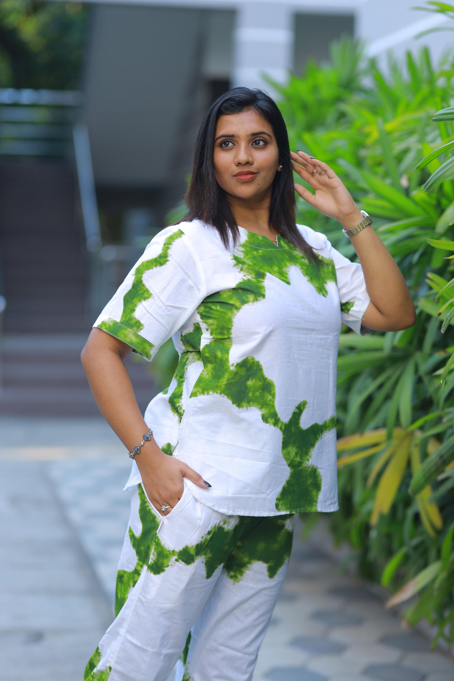 White With Green design V neck nightdress