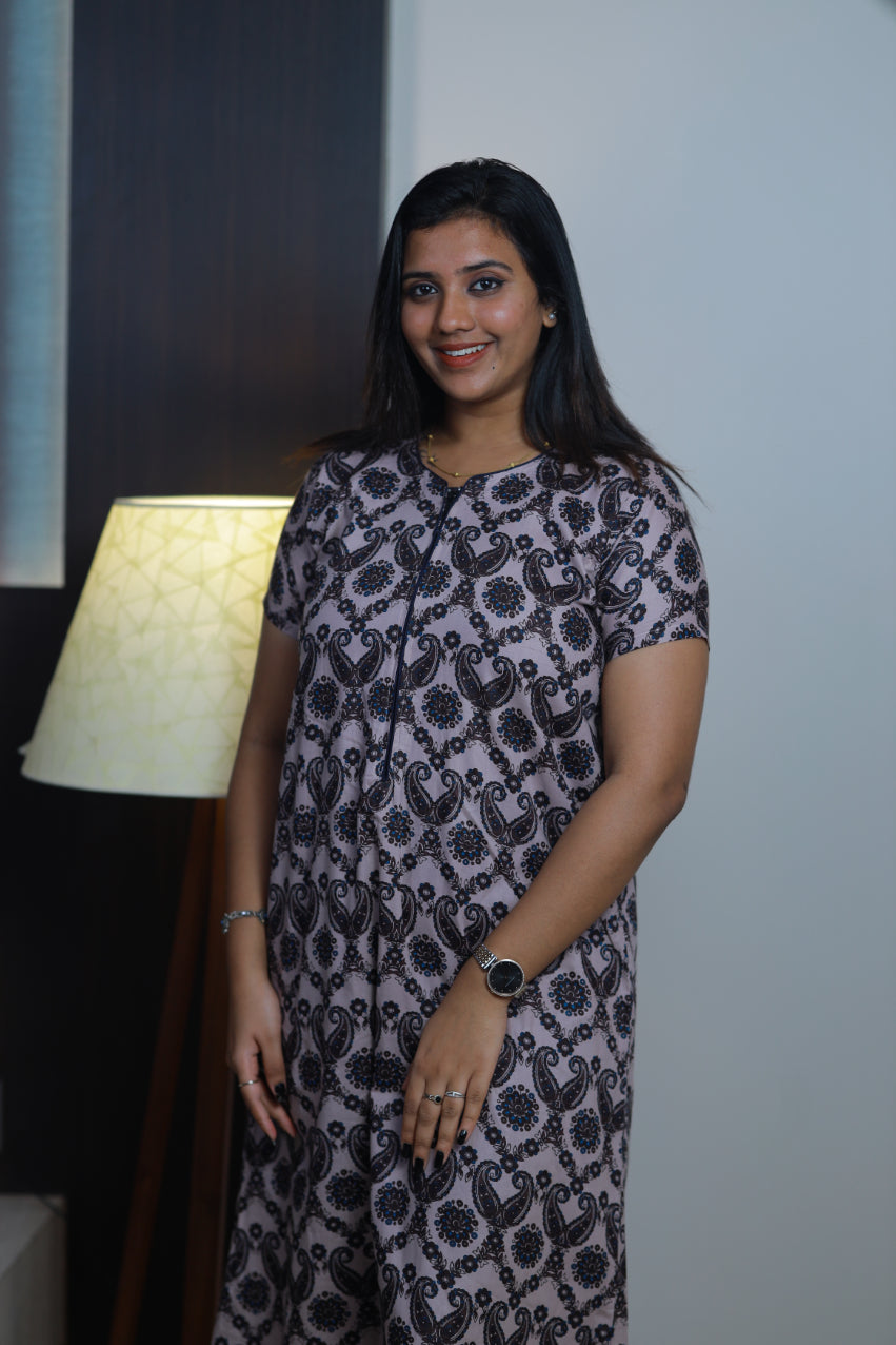 Piech Kalamkari With Dark Choclate Colour \Piping Center Zip Feeding Nighty
