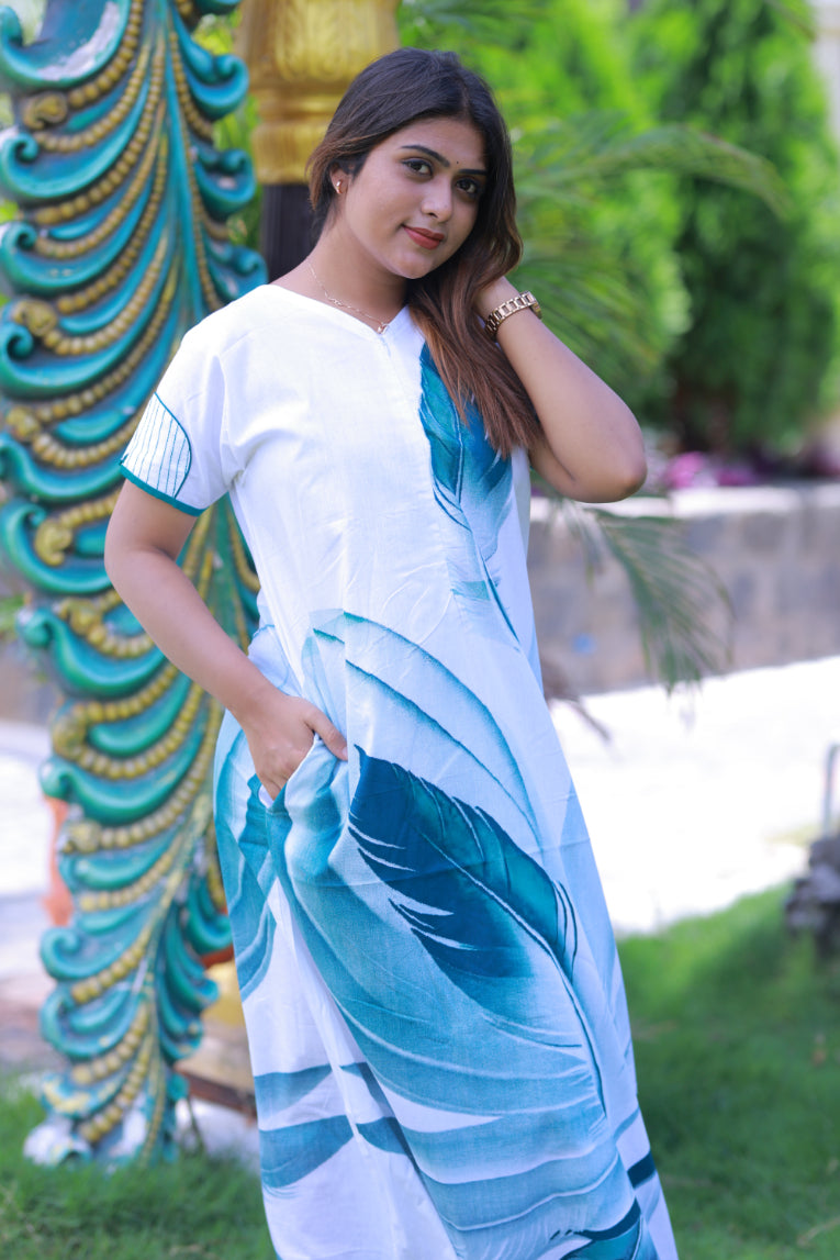 White With Green Leaf Design Invisible Center Zip Nighty