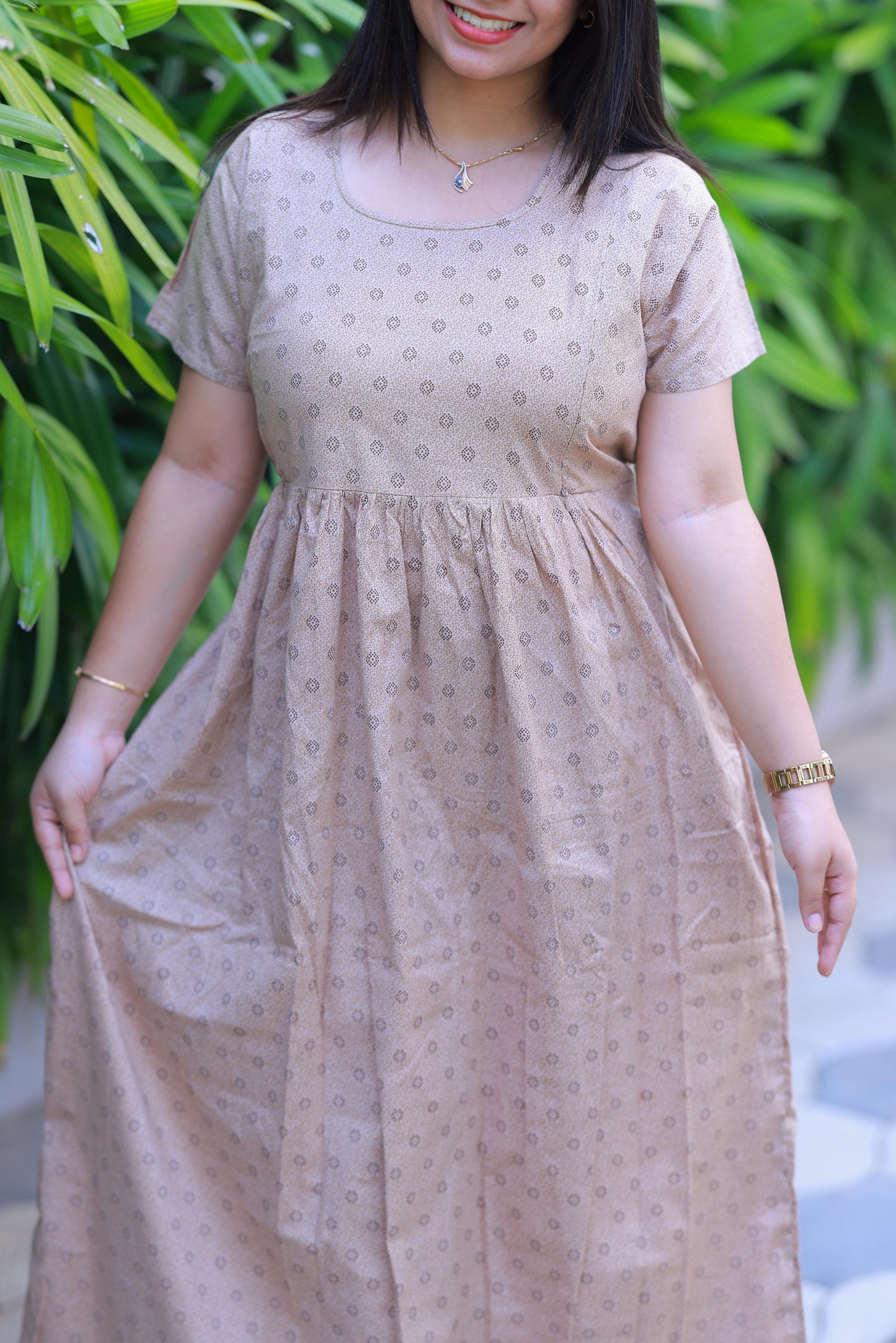 Sandel With Brown Dot design with side zip Frock