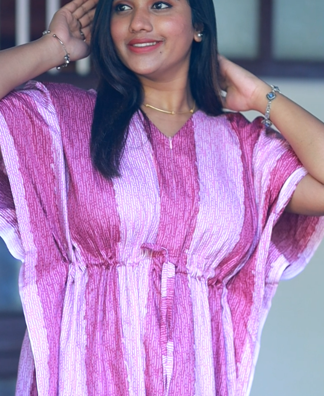 Pretty stripes print casual cotton kaftan with center zip
