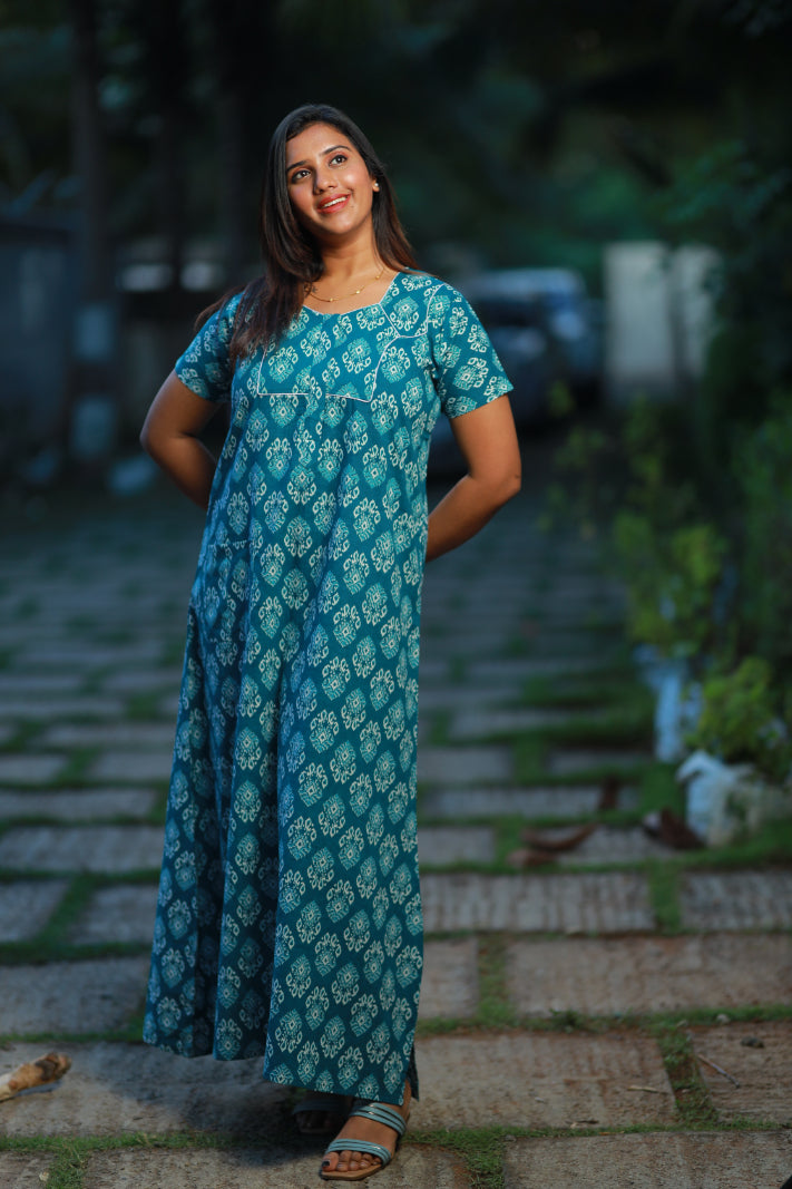 FANCY  - Blue with White Jaipur print Design Piping Zip Nighty