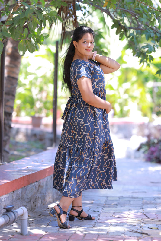 Drak Gray with Daimond Pattern Double Layer Alphine design Side zip Frock