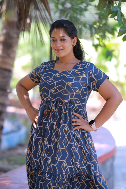 Drak Gray with Daimond Pattern Double Layer Alphine design Side zip Frock