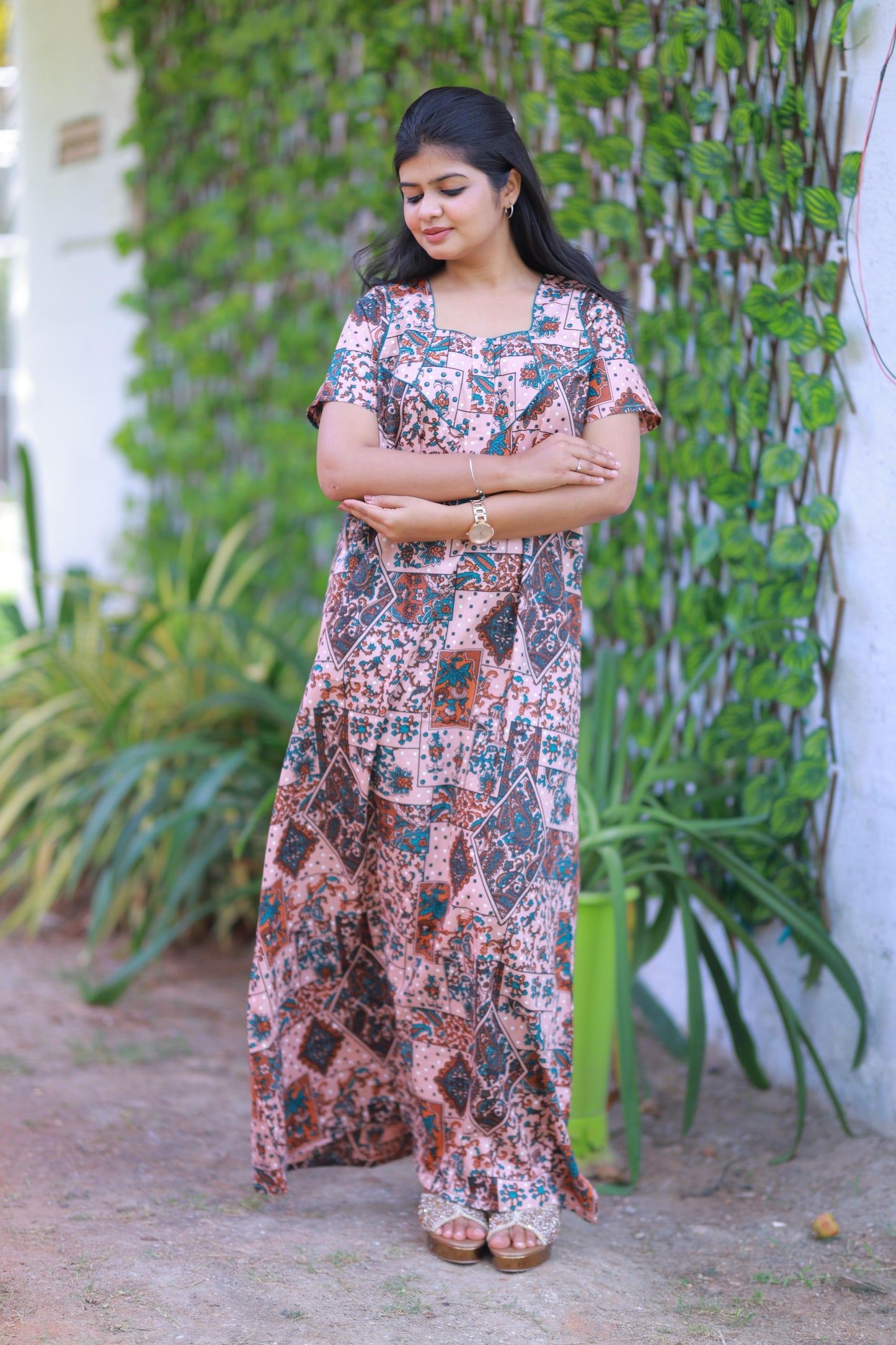 Light Peach With Brown Kalamkari Flower Design Piping Center Zip Nighty