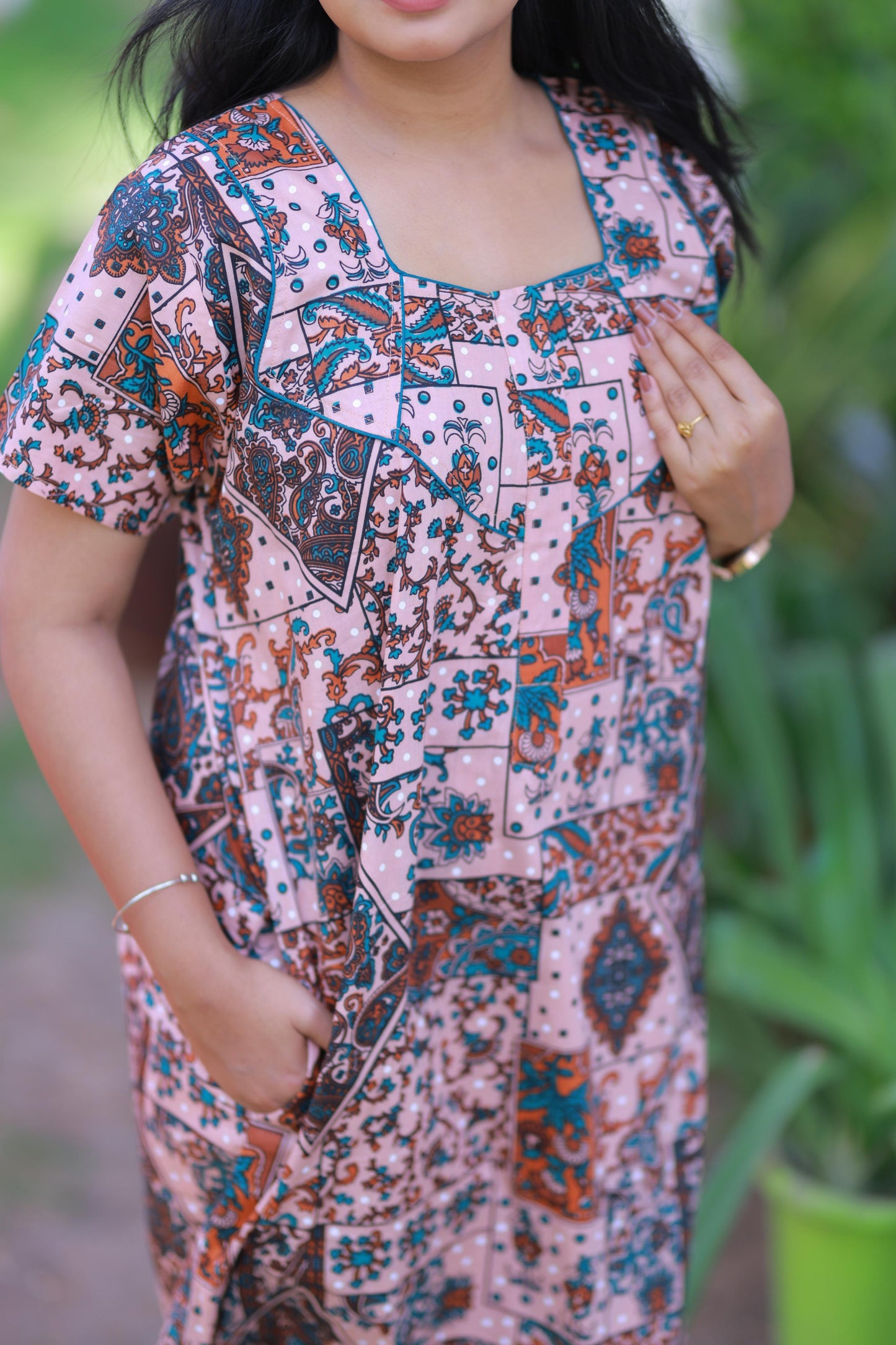 Light Peach With Brown Kalamkari Flower Design Piping Center Zip Nighty