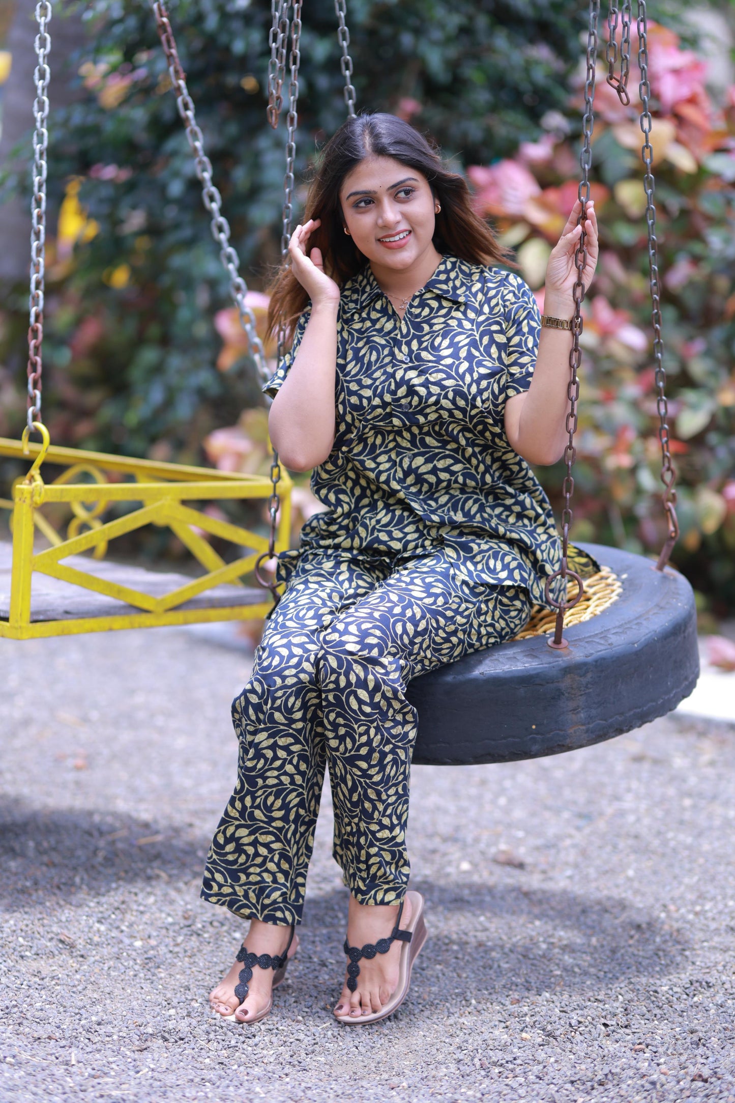 FANCY - Black With Yellow full button collar type Nightdress