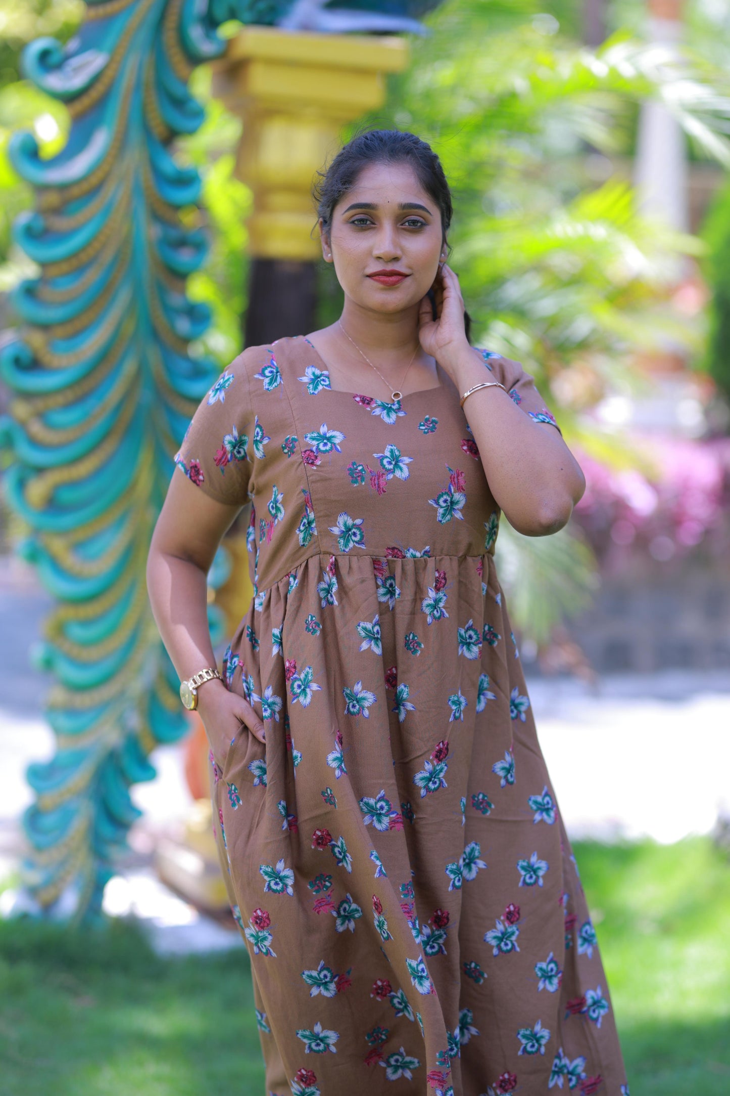 Brown with Green Flower Alphine design sidezip Frock