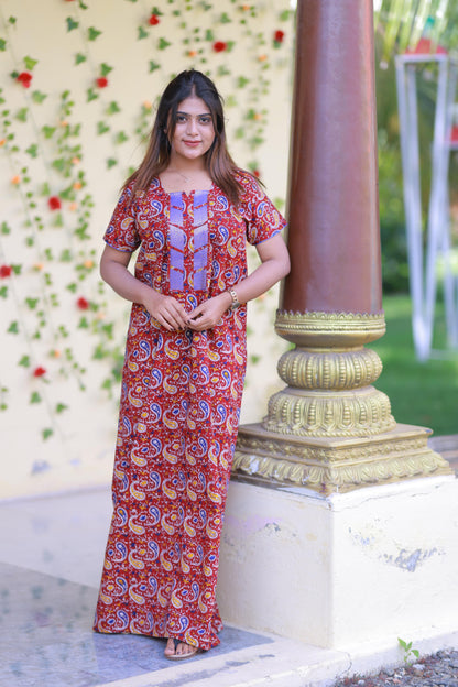 Maroon With Royal Blue Kalamkari Design W/O Zip Nighty