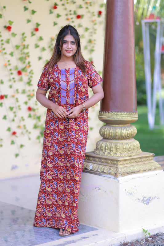 Maroon With Royal Blue Kalamkari Design W/O Zip Nighty