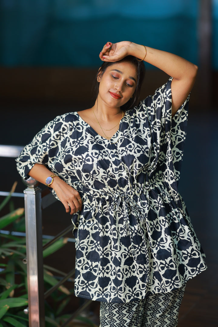 Black With Flower Pretty Jaipur cotton kaftan with pyjamas set ( 2 pcs set ) - AHA Nightwears