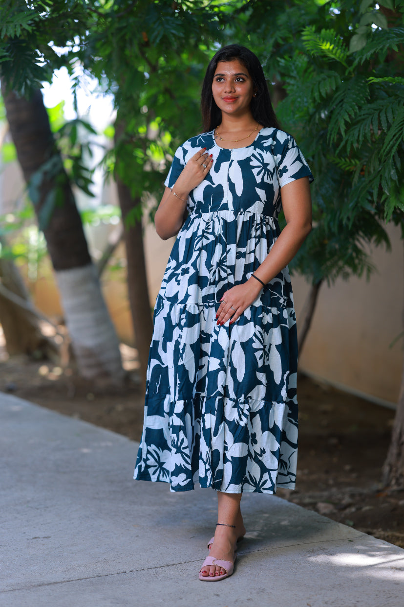 Drak green with  White desinge center zip Frock
