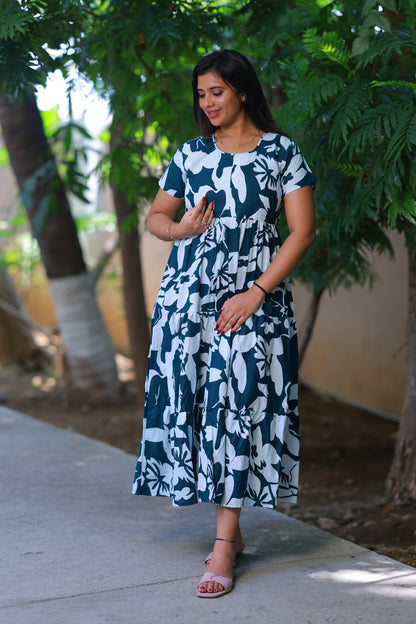 Drak green with  White desinge center zip Frock