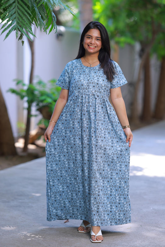 Gray With Black Floral Design center zip Frock
