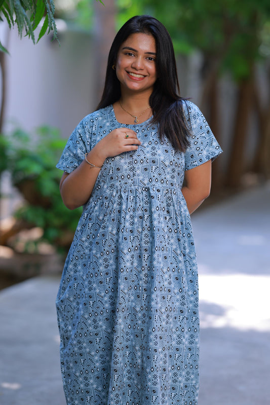 Gray With Black Floral Design center zip Frock
