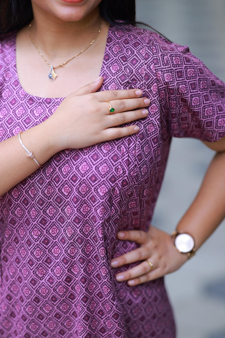 Dark Purpule With Diamond Pattern Patti Design Vertical Side Zip Feeding Nighty - AHA Nightwears