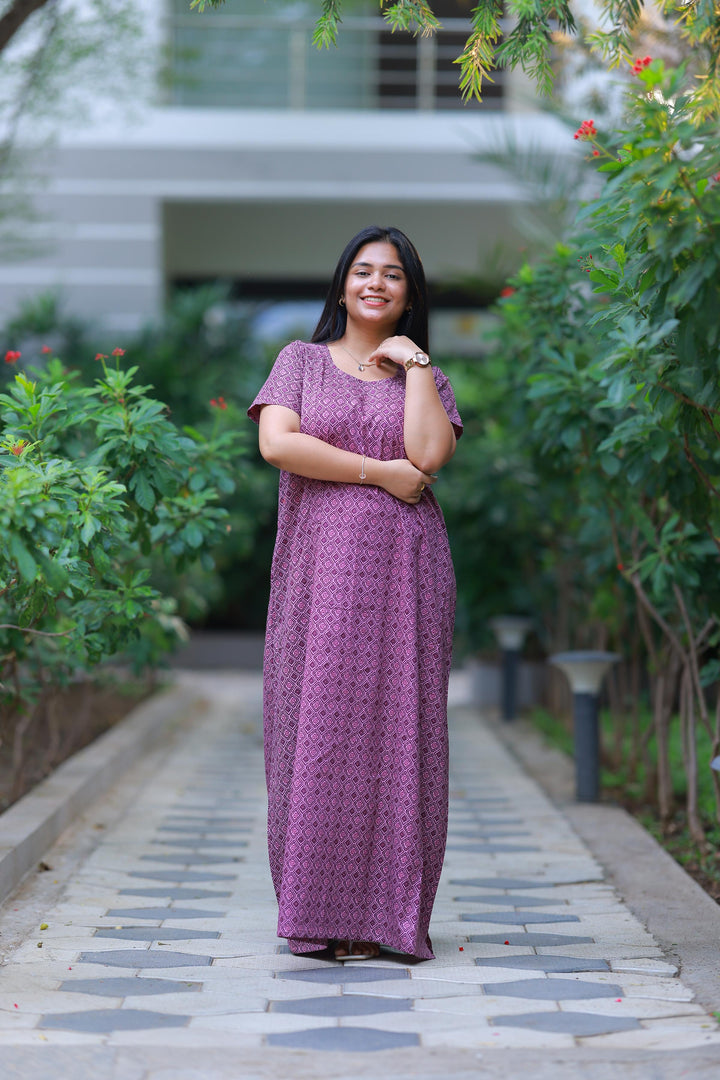 Dark Purpule With Diamond Pattern Patti Design Vertical Side Zip Feeding Nighty - AHA Nightwears