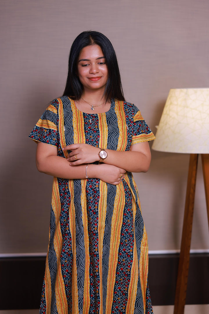 Light Yellow With White Dot Design Vertical Side Zip Feeding Nighty - AHA Nightwears