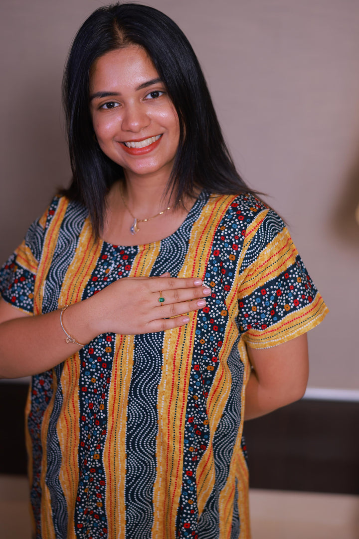 Light Yellow With White Dot Design Vertical Side Zip Feeding Nighty - AHA Nightwears