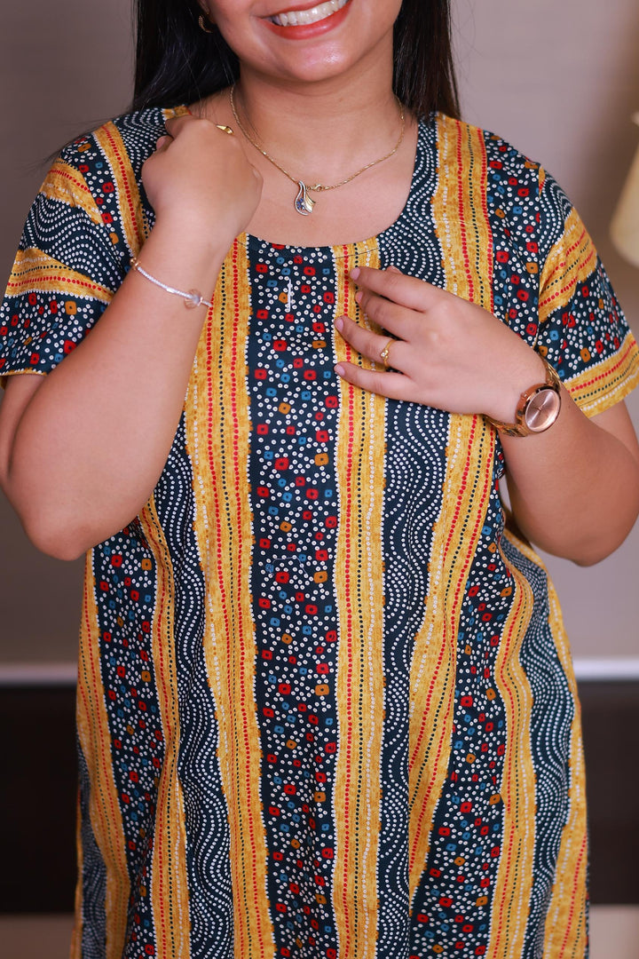 Light Yellow With White Dot Design Vertical Side Zip Feeding Nighty - AHA Nightwears