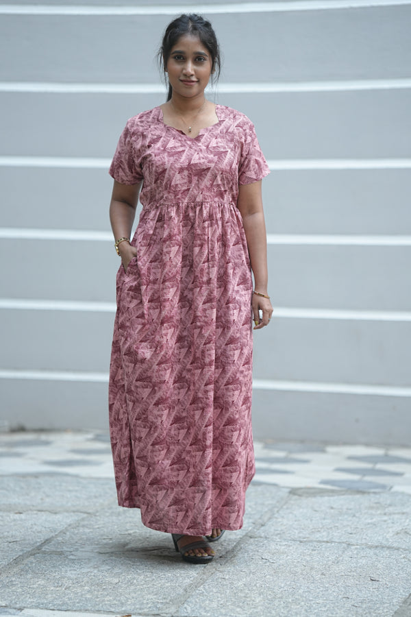 Peach with Maroon Vertical side zip Frock