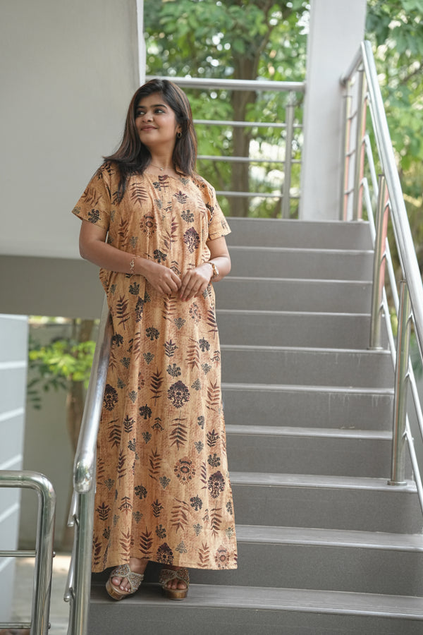 Brown With Dark Brown Leaf design Collar zip Nighty